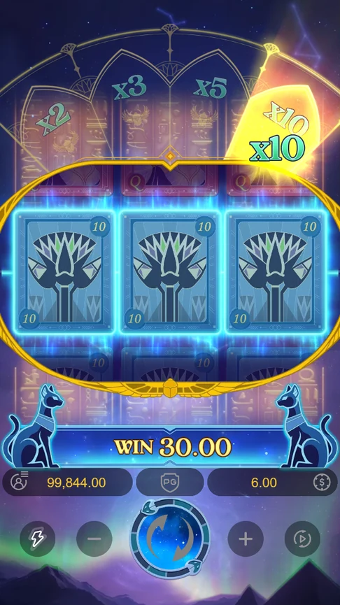 Pharaoh Royals multiplier fan stops on x10